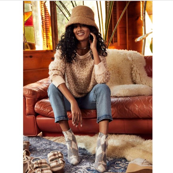 Jessica Simpson Women's Tan Leopard Sweater Sz XL Oversized NWT - Picture 6 of 9